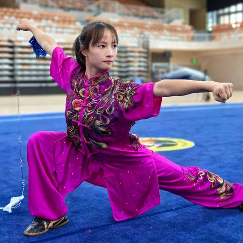 第七套武术操雏鹰展翅