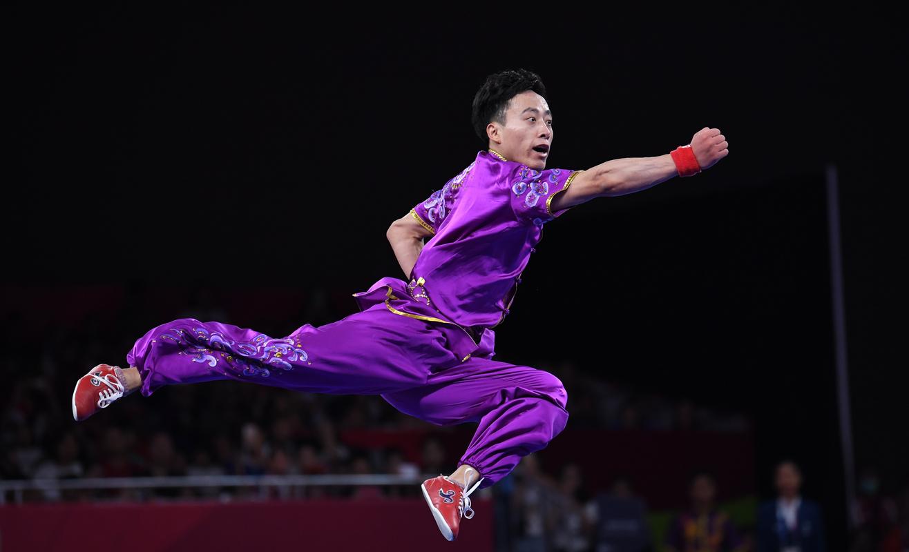 李连杰会连续空翻吗